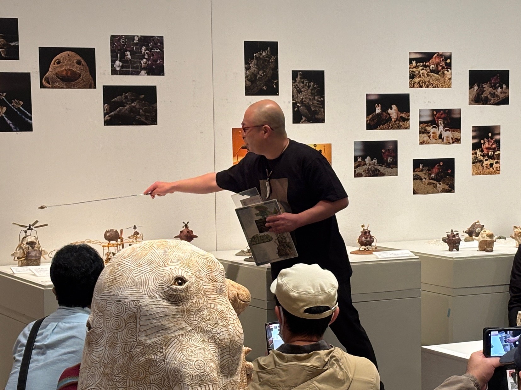 アーティストトークの様子