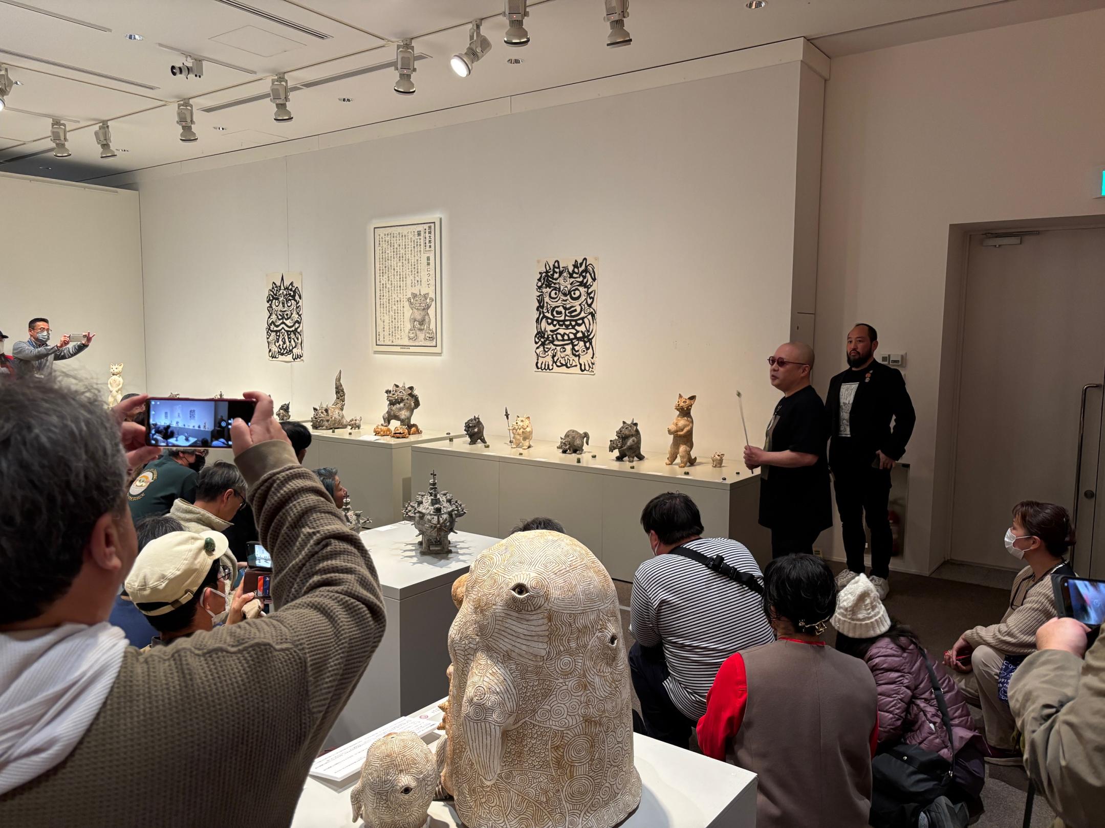 アーティストトークの様子