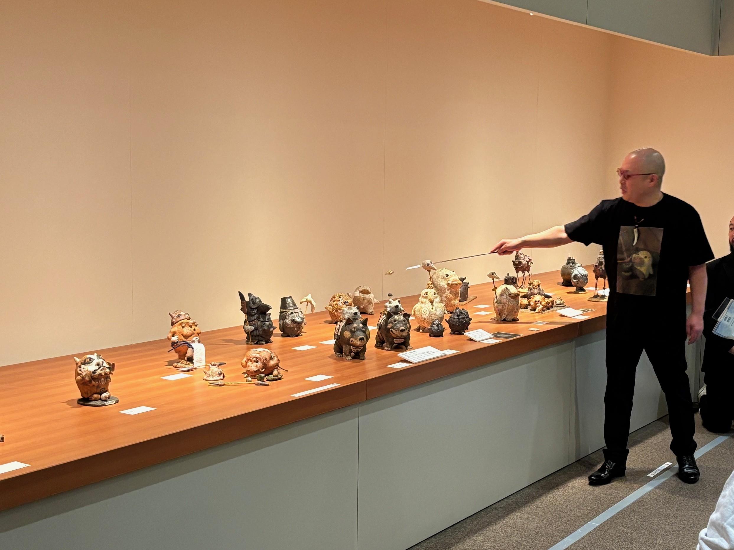 アーティストトークの様子